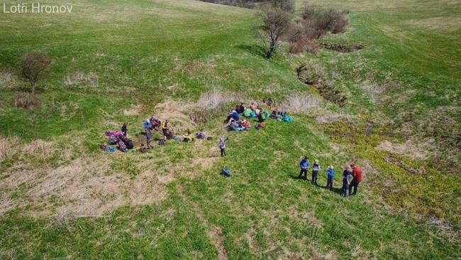 Lotři ochutnali pramen Metuje