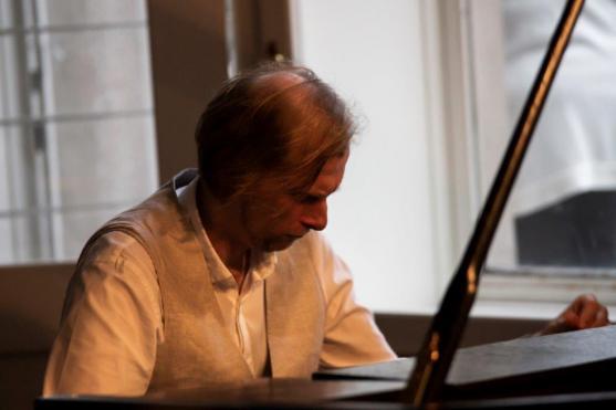 Festival Za poklady Broumovska představil svůj program na střeše Lucerny