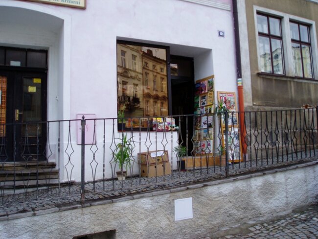 Antikvariáty po Praze procházel odmala. Jeho broumovský teď končí