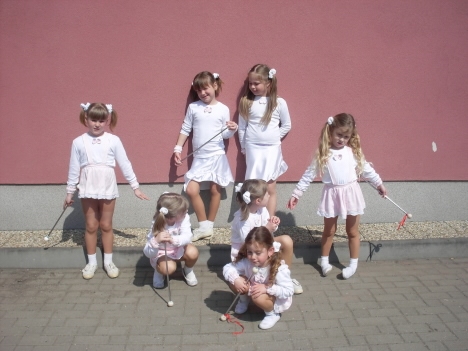 Meziměstské mažoretky zvou mezi sebe další zájemce o cvičení 