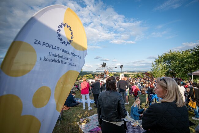 Za poklady Broumovska: Rodinné odpoledne i koncert v Martínkovicích