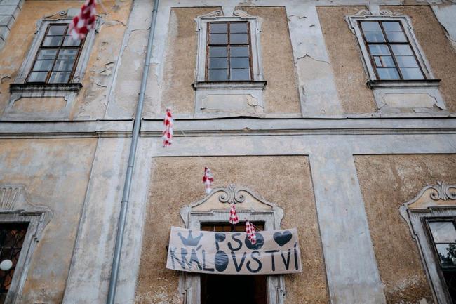 Sousedská 2021 nalákala do kláštera v Polici nad Metují stovky fanoušků PSO