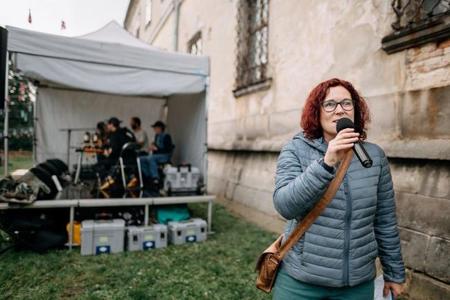 Sousedská 2021 nalákala do kláštera v Polici nad Metují stovky fanoušků PSO