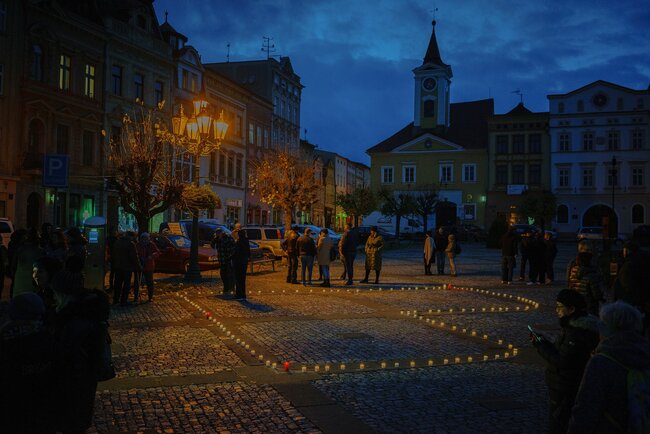 17. listopad: Modlitba pro Martu i Dopisy zpoza železné opony