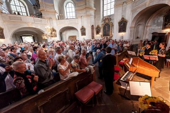 Šestý koncert festivalu Za poklady Broumovska představil v Božanově hudbu broumovských skladatelů