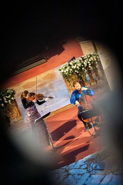 Viola a violoncello okouzlily publikum při třetím koncertu festivalu Za poklady Broumovska