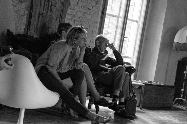 Studenti Gymnázia Broumov křtili v Soulkostele svoji sbírku básní