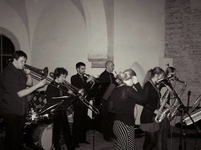 Dělat hudbu, která nás baví