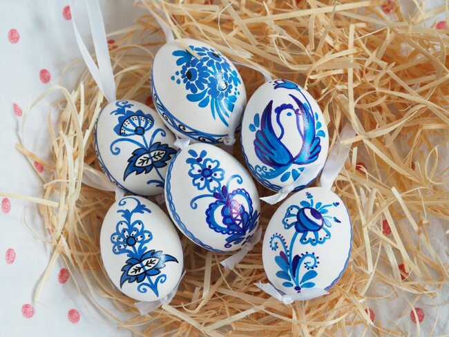 Lidový ornament má v současném světě své pevné místo