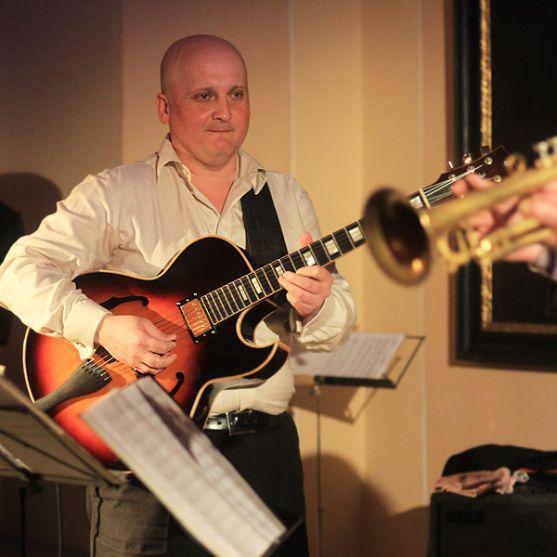 Druhá káva v Jazzové kavárně je dopita!