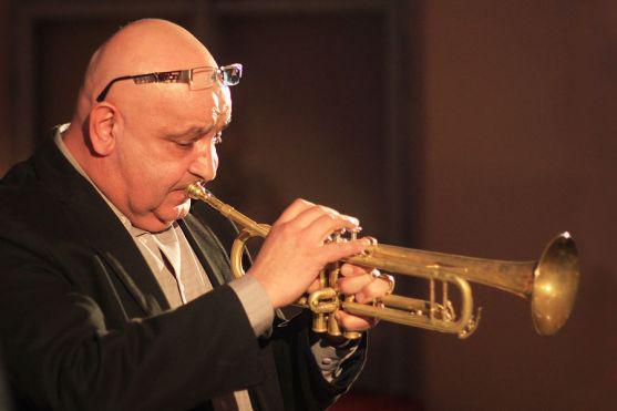 Druhá káva v Jazzové kavárně je dopita!