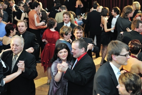 Společenský ples Broumova očima fotografa Jana Záliše 