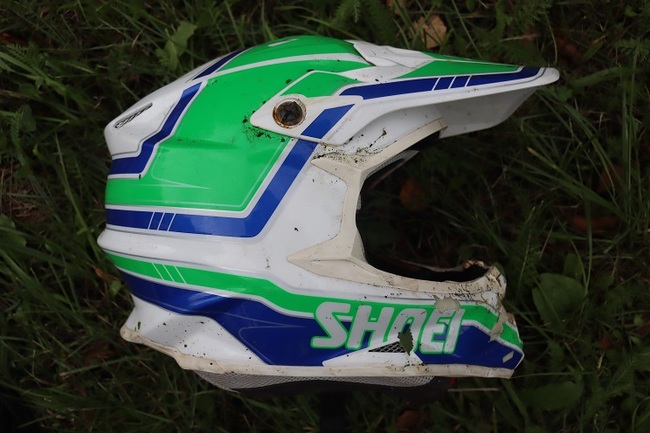 Policie hledá svědky dopravní nehody motocyklisty, který se při nehodě vážně zranil