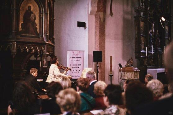 Pátý koncert festivalu Za poklady Broumovska patřil mladým hudebníkům