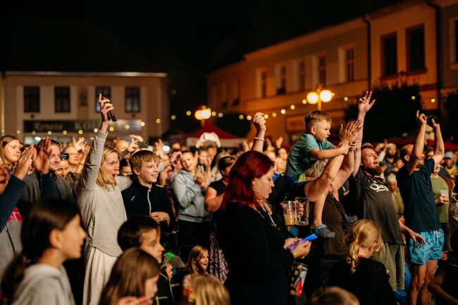 Ve velkém, ale sousedsky. Takové byly polické oslavy 770 let