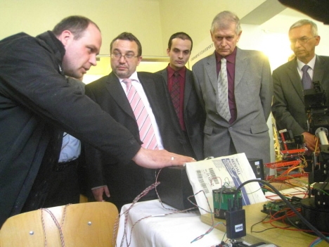 Stavebnice Merkur z Police nad Metují by mohla být učební pomůckou ve školách