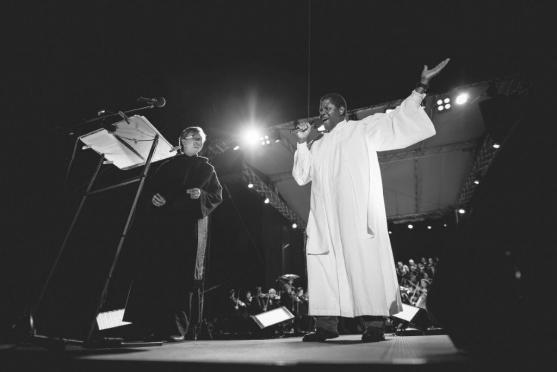 Mladý orchestr vzdal hold přírodě. Adršpašské skály naslouchaly dialogu Země a člověka