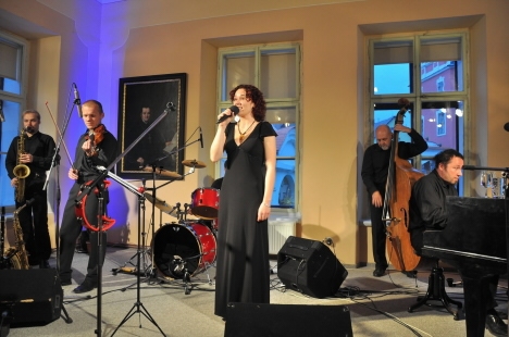 Večer s polskou poezií a českým šansonem