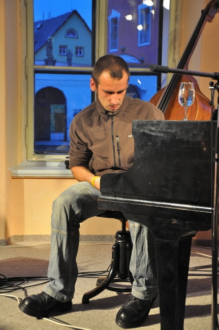 Večer s polskou poezií a českým šansonem