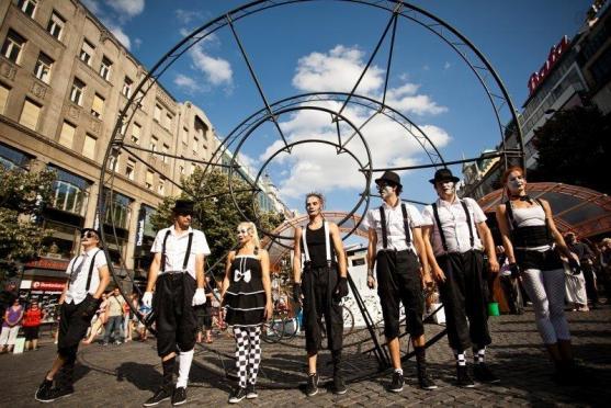 Slyšte, slyšte! Když se v Polici 30. srpna setmí…