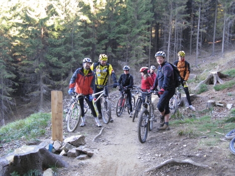 Broumovští se proháněli po singltreku pod Smrkem