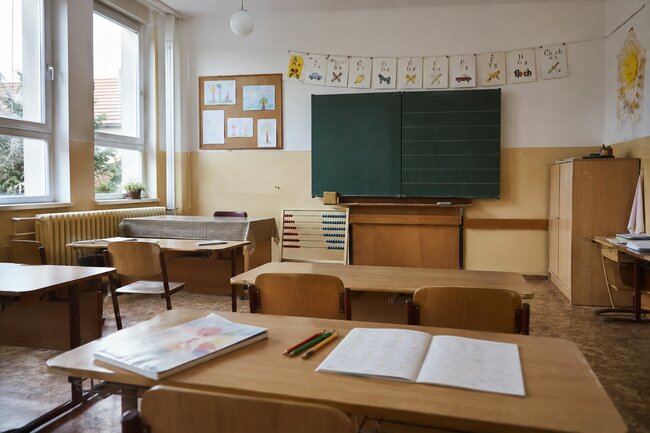 Nezameškat začátek. Proč dnes některé děti nedokončí základku
