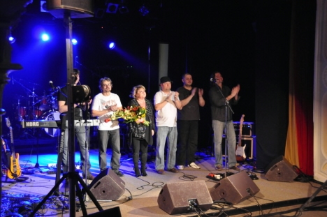 Věra Špinarová na fotografiích z koncertu v Broumově