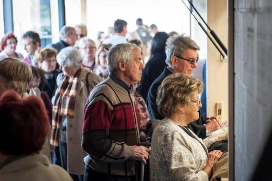 Výtěžek z benefičního koncertu Pavla Šporcla putuje na podporu festivalu Za poklady Broumovska