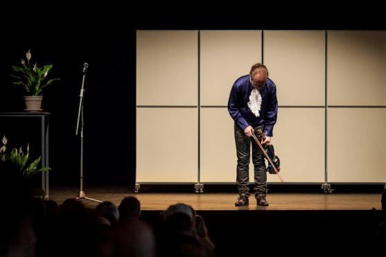 Výtěžek z benefičního koncertu Pavla Šporcla putuje na podporu festivalu Za poklady Broumovska