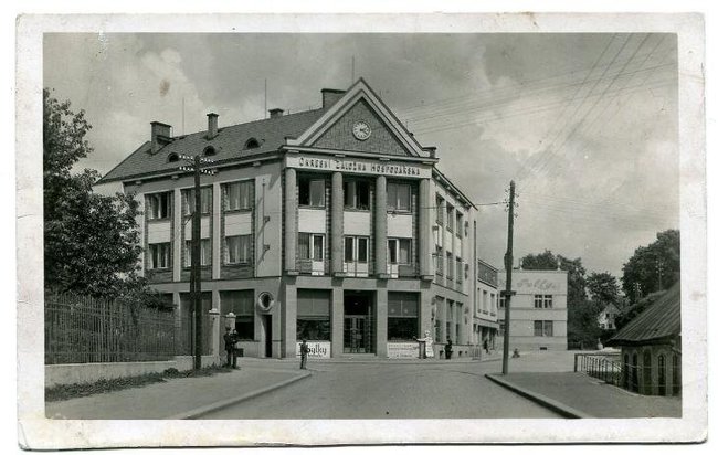 Česká spořitelna uzavírá svoji pobočku v Polici nad Metují