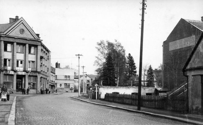 Česká spořitelna uzavírá svoji pobočku v Polici nad Metují