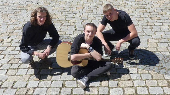 Starci na chmelu živě v Broumově