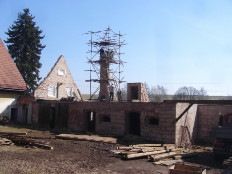 Čím dál víc cizinců začíná investovat na Broumovsku