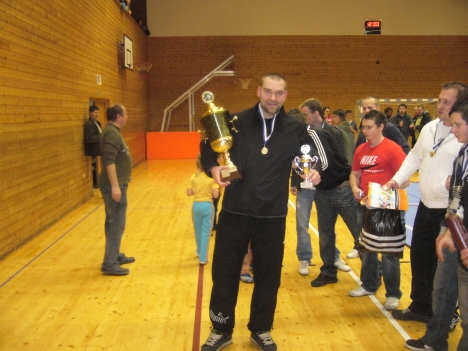 Halová kopaná: Sudety cup 2011 vyhrál tým Sport Bar z Broumova