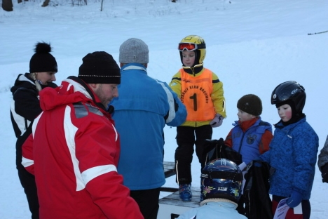 Mladí broumovští lyžaři závodili v Teplicích nad Metují 