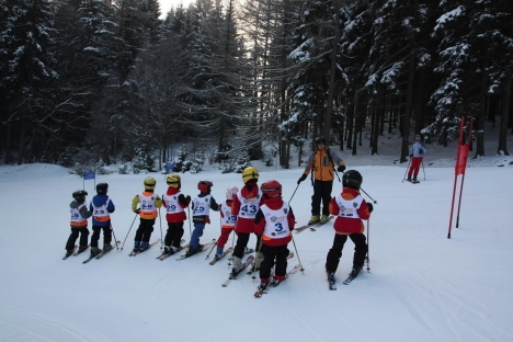 Mladí broumovští lyžaři závodili v Teplicích nad Metují 