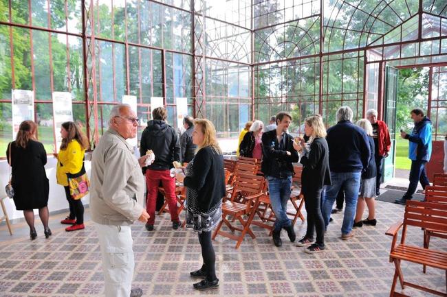 Socha Josefa Schrolla slavnostně odhalena