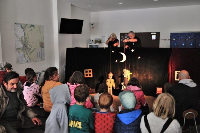 Socha Josefa Schrolla slavnostně odhalena