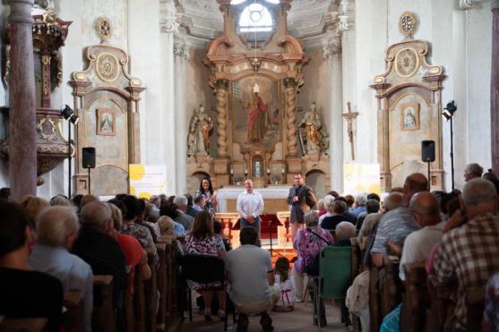 Saxofon a akordeon Dua Aliada zněly šonovským kostelem svaté Markéty