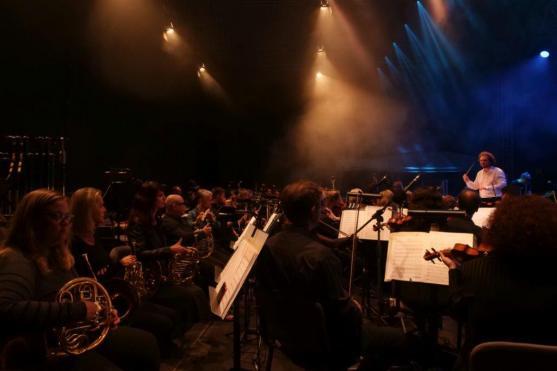 "Není malých rokenrolí," zpívala s Tata Bojs celá klášterní zahrada