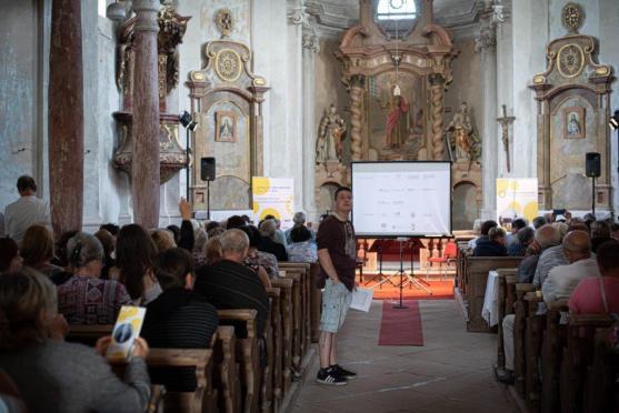 Saxofon a akordeon Dua Aliada zněly šonovským kostelem svaté Markéty