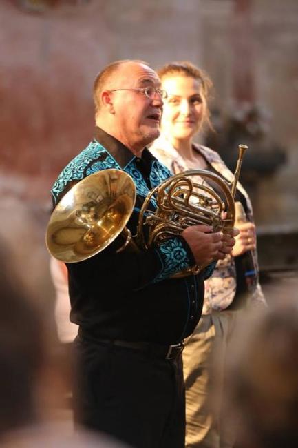 Festival Za poklady Broumovska přivítal ve Vižňově amerického hudebníka Kerryho Turnera