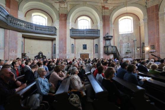 Festival Za poklady Broumovska přivítal ve Vižňově amerického hudebníka Kerryho Turnera