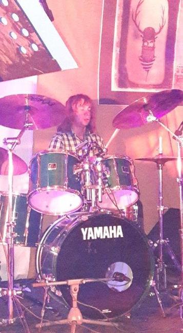 Punkovo/rock´n´rollové jiskření v Edenu