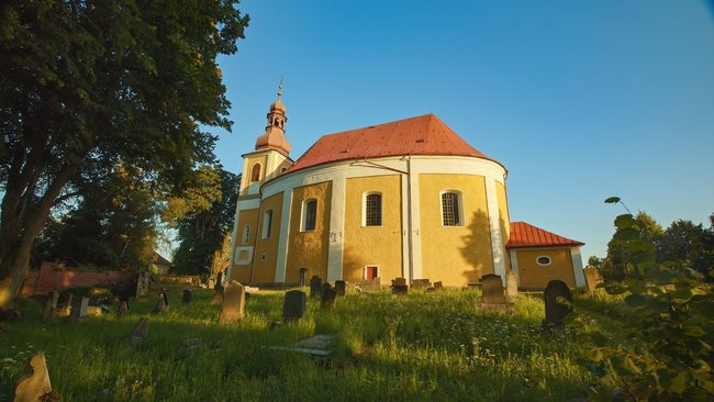 Skupina broumovských kostelů ve fotografiích