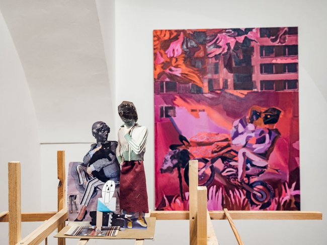 Sídlištní přímky v kontrastu s barokní rozvlněností