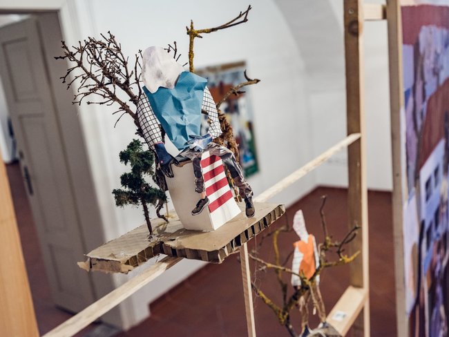 Sídlištní přímky v kontrastu s barokní rozvlněností