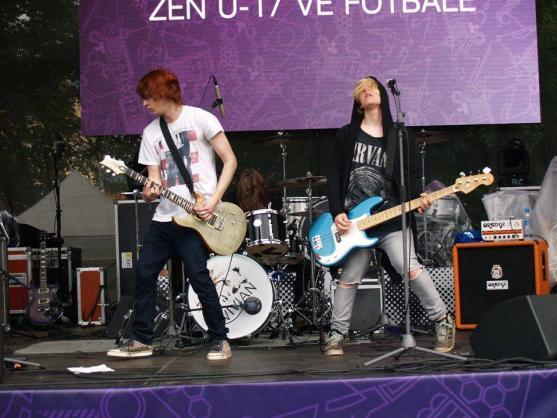 Broumovská skupina Vivian hrála na Mistrovství Evropy v kopané žen