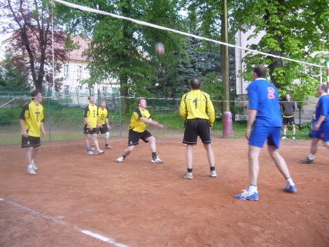 Volejbalisté Slovanu Broumov zvítězili v zápase okresního přeboru 