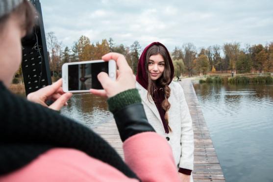Zpěvačka Nelly Řehořová vydává videoklip k písni Nevěřím